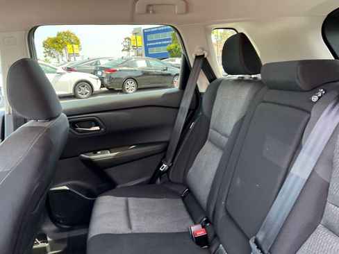 Used 2025 Nissan Rogue SV image 41