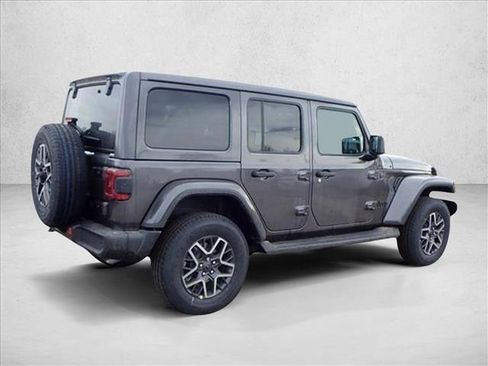 New 2026 Jeep Wrangler Unlimited Sahara AWD/4WD image 4