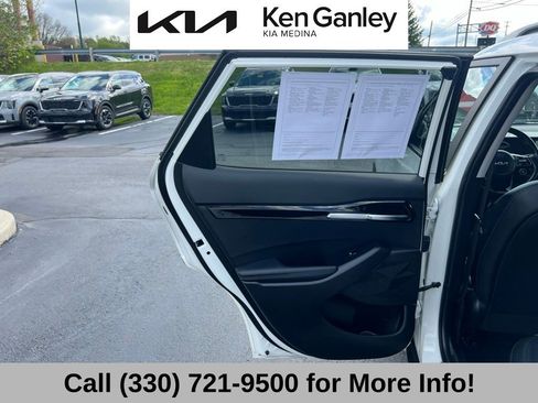 Certified 2024 Kia Seltos S AWD/4WD image 47