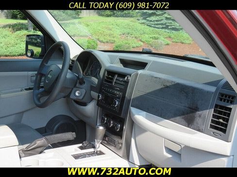 Used 2008 Jeep Liberty Sport image 6