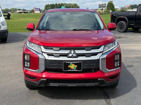 Used 2023 Mitsubishi Outlander Sport ES image 3