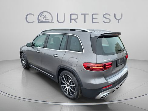 Used 2026 Mercedes-Benz GLB 35 AMG 4MATIC image 3