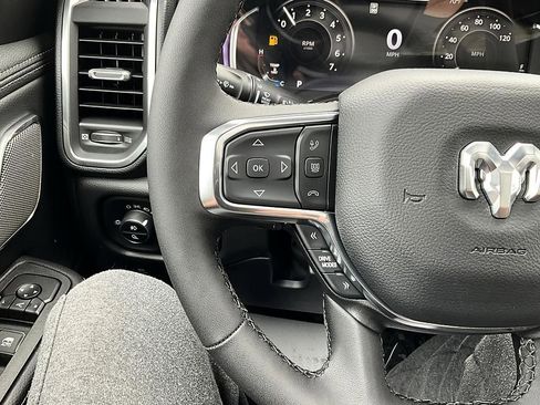 New 2026 RAM 1500 Laramie AWD/4WD image 22