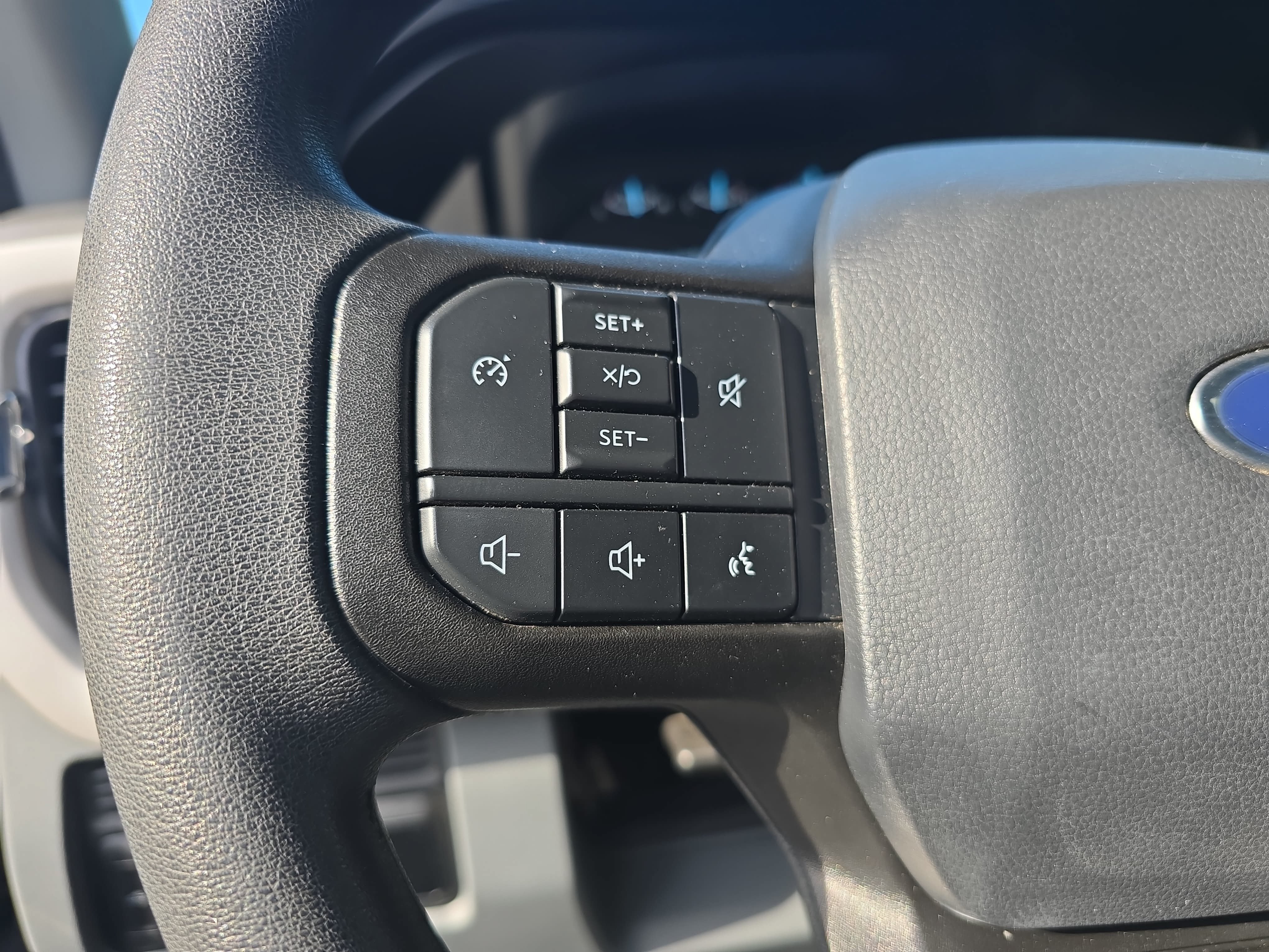 Used 2024 Ford F250 XL AWD/4WD image 16