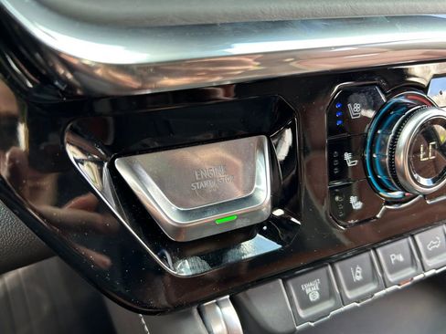 Used 2024 GMC Sierra 2500 Denali Ultimate image 38