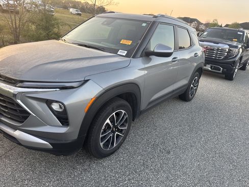 Certified 2025 Chevrolet TrailBlazer LT image 5
