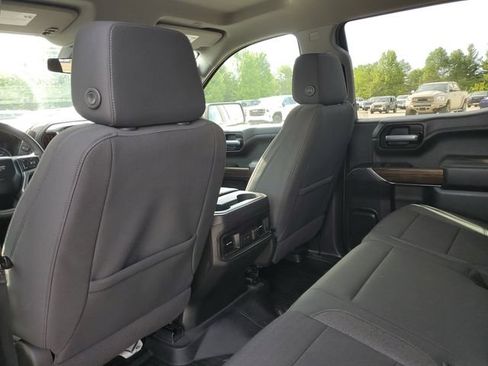 Used 2021 Chevrolet Silverado 1500 LT Trail Boss AWD/4WD image 29