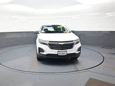 Used 2024 Chevrolet Equinox LS w/ Driver Confidence II Package AWD/4WD image 8