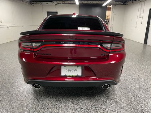 Used 2022 Dodge Charger R/T w/ Blacktop Package image 6