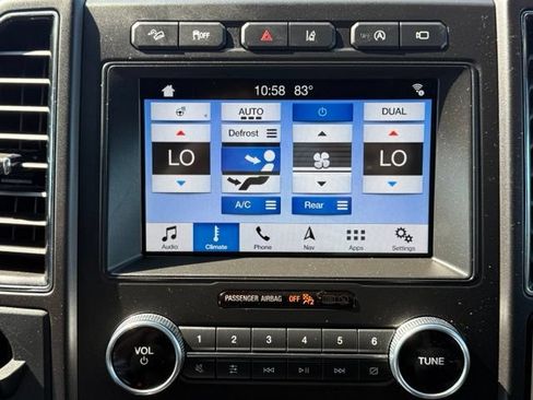 Used 2019 Ford Expedition Limited w/ Equipment Group 303A AWD/4WD image 26