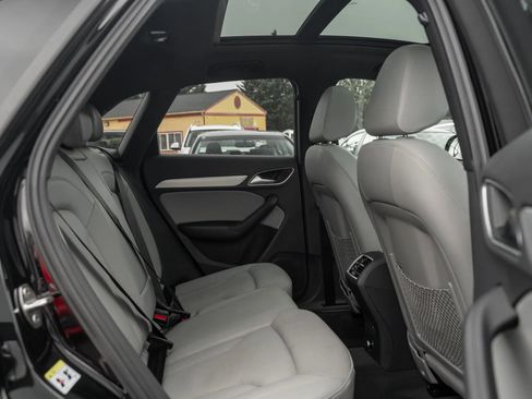 Used 2018 Audi Q3 2.0T Premium Plus w/ Premium Plus Package image 11