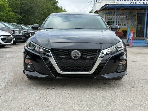 Used 2020 Nissan Altima 2.5 S FWD image 2