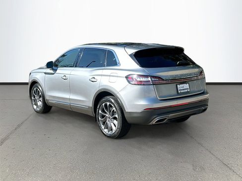 Used 2022 Lincoln Nautilus Reserve image 5