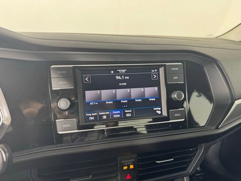 Used 2022 Volkswagen Jetta S image 13