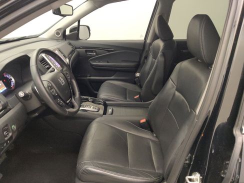 Used 2017 Honda Pilot Touring image 17