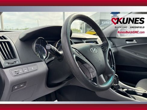 Used 2011 Hyundai Sonata GLS FWD image 10