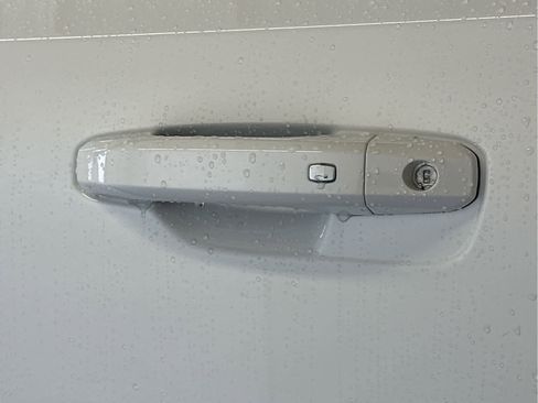 New 2025 GMC Hummer EV 2X image 16