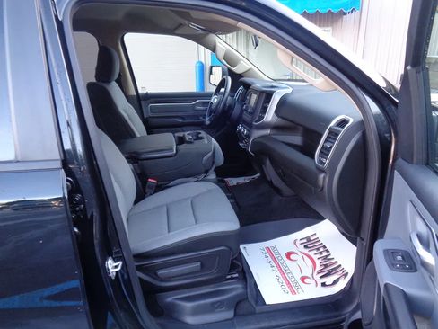 Used 2019 RAM 1500 Big Horn AWD/4WD image 8