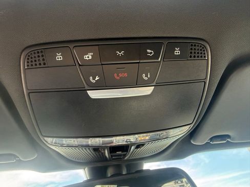 Used 2019 Mercedes-Benz GLC 300 4MATIC image 31