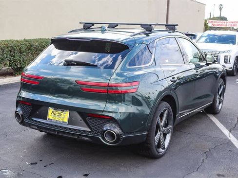 Used 2023 Genesis GV70 2.5T w/ Sport Prestige Package image 4