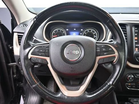 Used 2014 Jeep Cherokee Limited AWD/4WD image 21