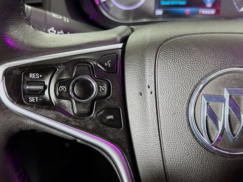 Used 2016 Buick Regal image 13