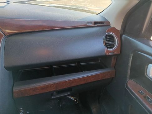 Used 2015 Honda Pilot Touring image 22