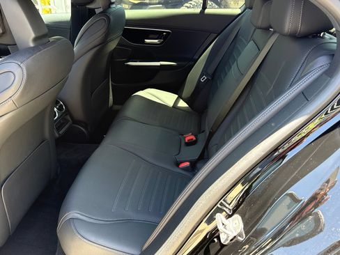 Used 2024 Mercedes-Benz C 300 Sedan image 39
