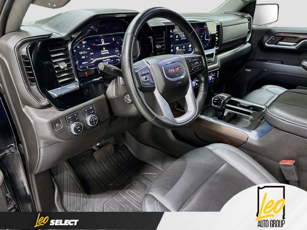 Used 2024 GMC Sierra 1500 SLT w/ SLT Premium Plus Package AWD/4WD image 12