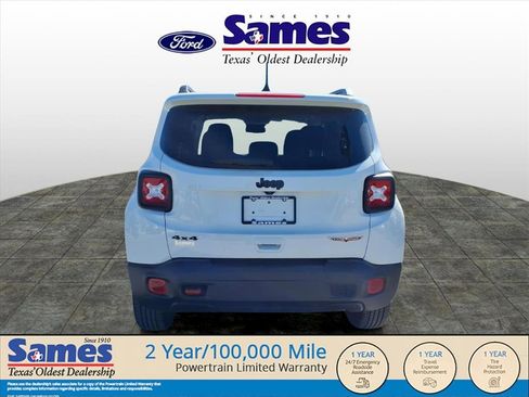 Used 2023 Jeep Renegade Trailhawk image 8