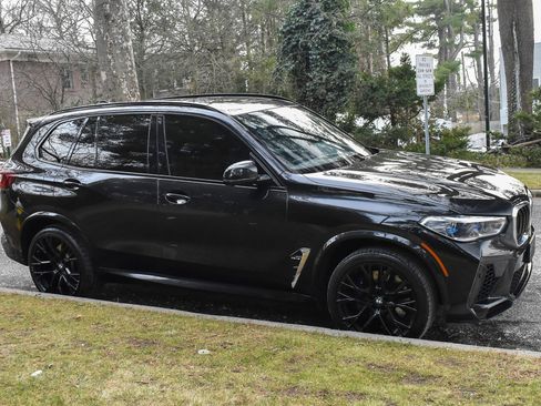 Used 2021 BMW X5 M w/ Executive Package image 10