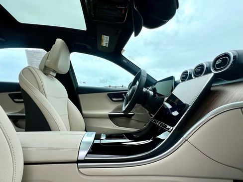 Certified 2026 Mercedes-Benz C 300 4MATIC Sedan image 16