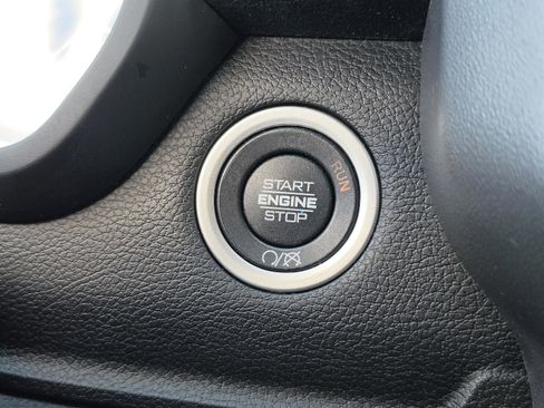 Used 2024 RAM 2500 Big Horn image 32