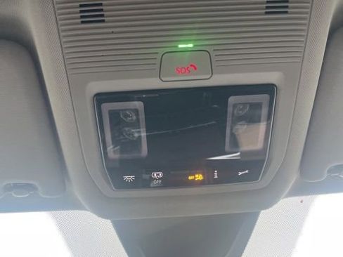 Certified 2026 Volkswagen Atlas SE image 26