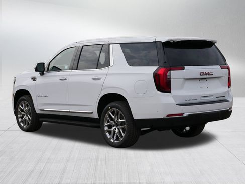 New 2026 GMC Yukon Elevation image 3
