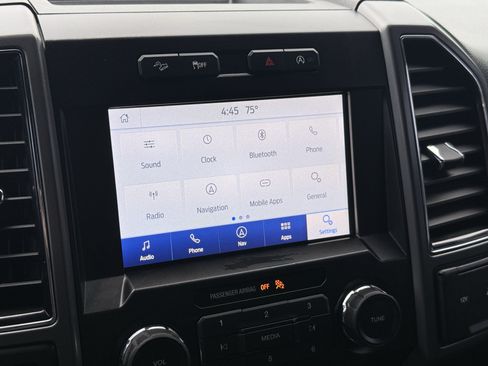 Used 2019 Ford F150 XLT w/ Equipment Group 302A Luxury AWD/4WD image 20