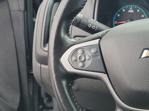 Used 2022 Chevrolet Colorado LT w/ Fleet Safety Package image 17