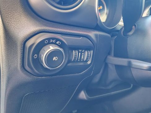 Used 2020 Jeep Wrangler Unlimited Sport AWD/4WD image 16