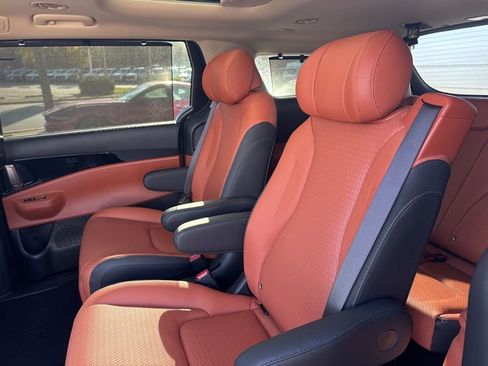 New 2026 Kia Carnival SX Prestige FWD image 24