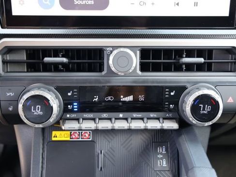New 2026 Toyota 4Runner Limited AWD/4WD image 20