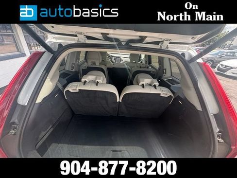 Used 2019 Volvo XC90 T5 Momentum w/ Protection Package Premier FWD image 13