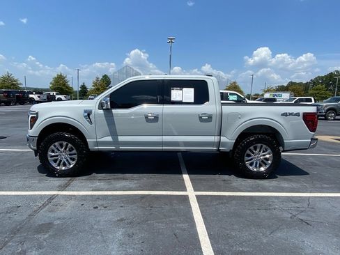 Certified 2024 Ford F150 Lariat w/ Tow/Haul Package AWD/4WD image 4