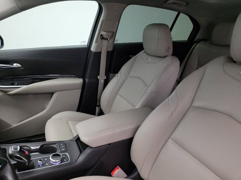 Used 2019 Cadillac XT4 Luxury FWD image 17