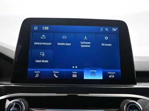 Used 2025 Ford Escape ST-Line AWD/4WD image 17