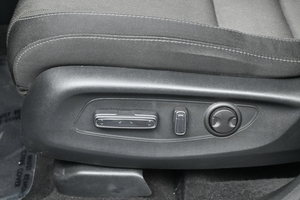 Used 2024 Honda CR-V EX image 12