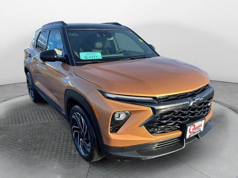 Used 2024 Chevrolet TrailBlazer RS w/ Driver Confidence Package image 7