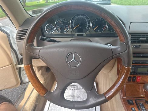 Used 2002 Mercedes-Benz SL 500 image 29