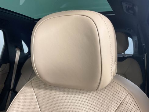 Used 2024 Porsche Cayenne Turbo image 16