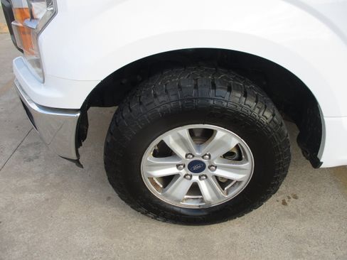 Used 2020 Ford F150 XL w/ Equipment Group 101A Mid image 3