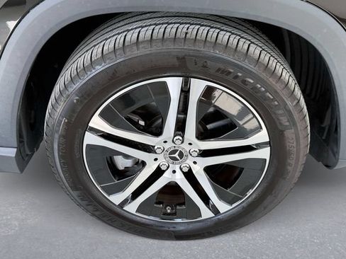 Used 2023 Mercedes-Benz GLS 450 4MATIC image 8